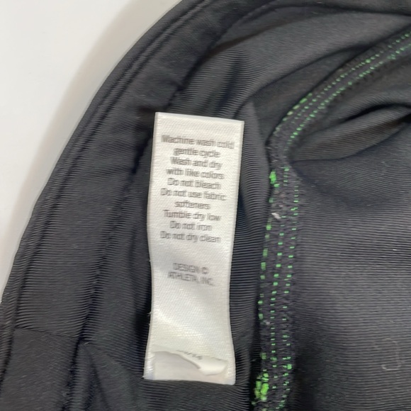 Athleta Shorts Size L Running Athletic Green And Black EUC - Picture 9 of 9